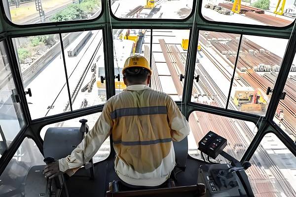 汽车起重机模拟驾驶-起重机虚拟仿真实训