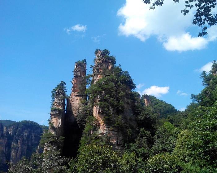 张家界十大景点深度游,信誉好导游全程陪同,张家界旅游攻略全解析