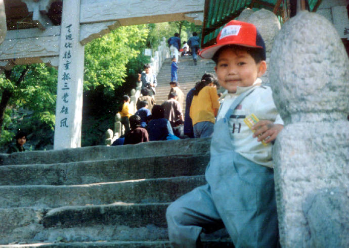 你好星期六全员晒童年照,罗云熙,宋轶,苏醒,丁程鑫,张颜齐…你能认出