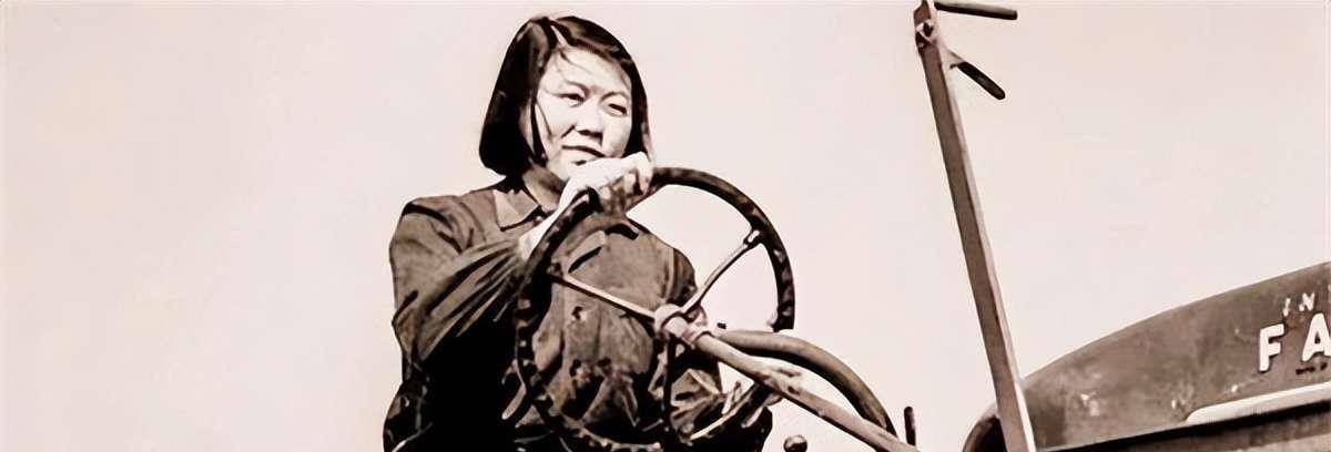 纪实:拖拉机手梁军:11岁嫁表哥,长相漂亮印人民币上,高寿90岁
