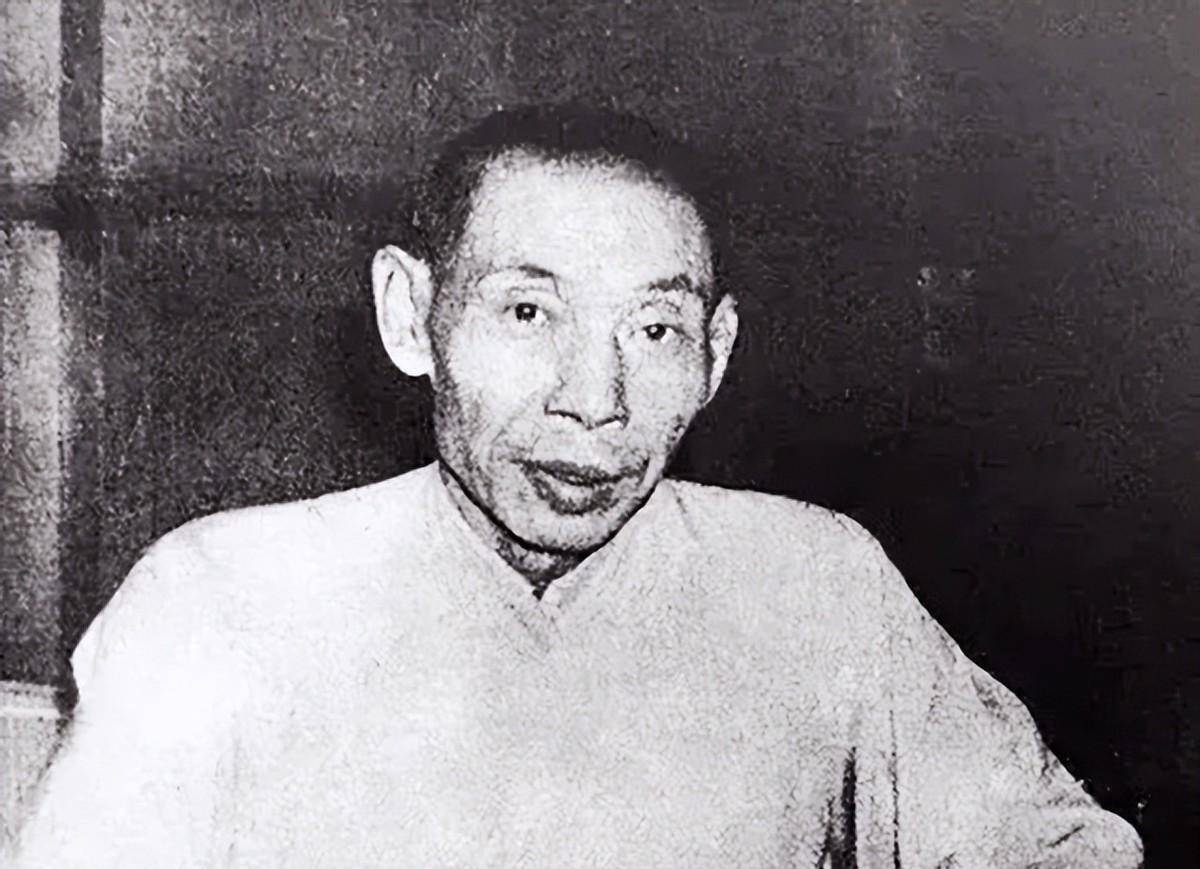 2017年杜月笙女儿再游上海,九旬老人提起陈年旧事,掩面而泣