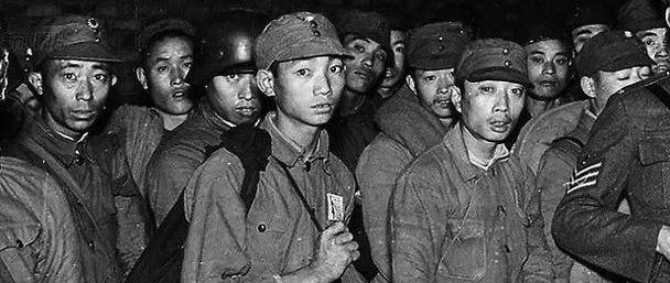 守四行仓库八百壮士结局如何,团长被刺杀,抗战结束后只剩100人