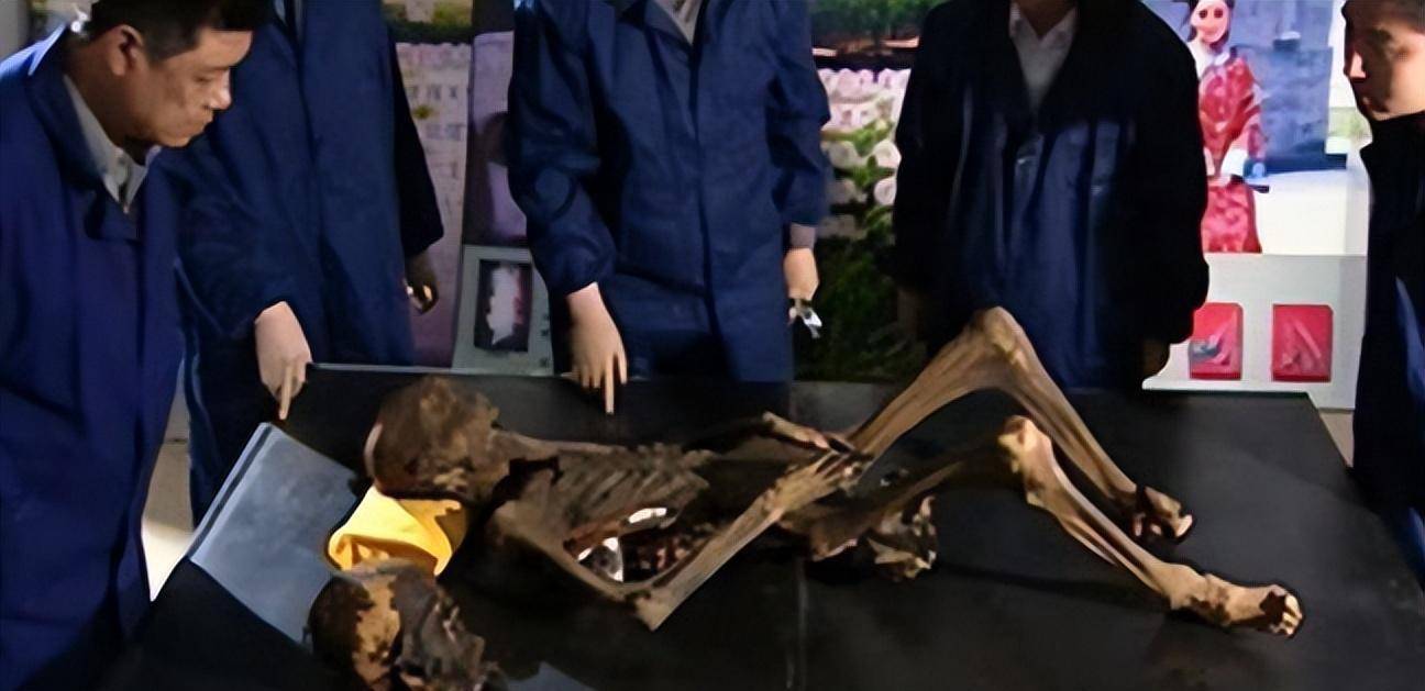 1999年出土不腐女尸,死状诡异腿间留有胎盘,专家推测出悲惨死因