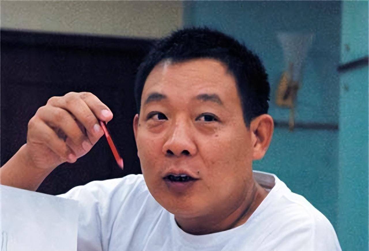 1996年,那个开车到北京给国家航母捐款的河南老板,后来发财了_东来_何