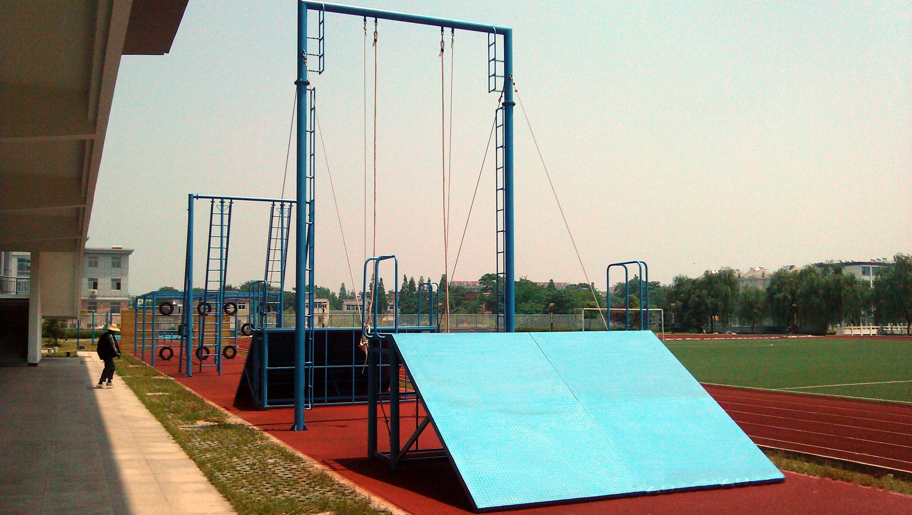 特警100米障碍,郑州韬晖科技有限公司_训练_能力_话题