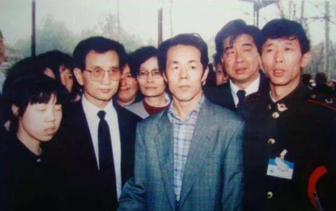 41年前,一个五年级"神童"的骗局,让东方神秘力量登上科学神坛