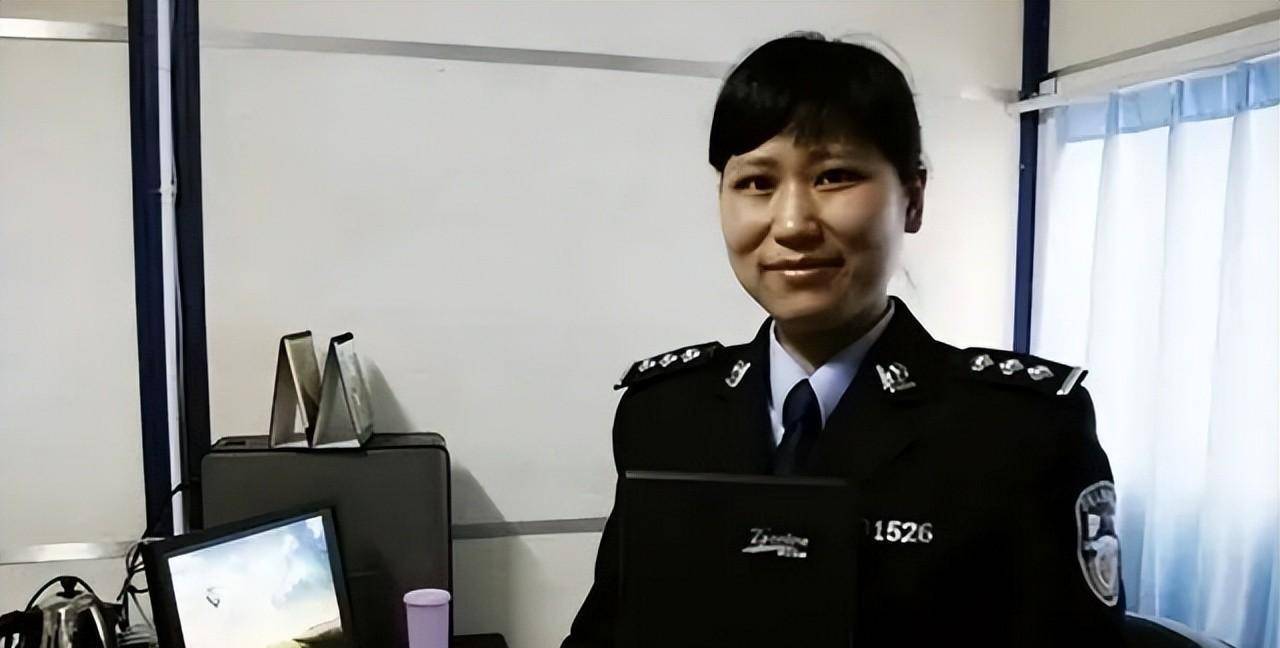 2008年6月,蒋晓娟被破格提拔为四川省江油市公安局党委委员,副委员,除