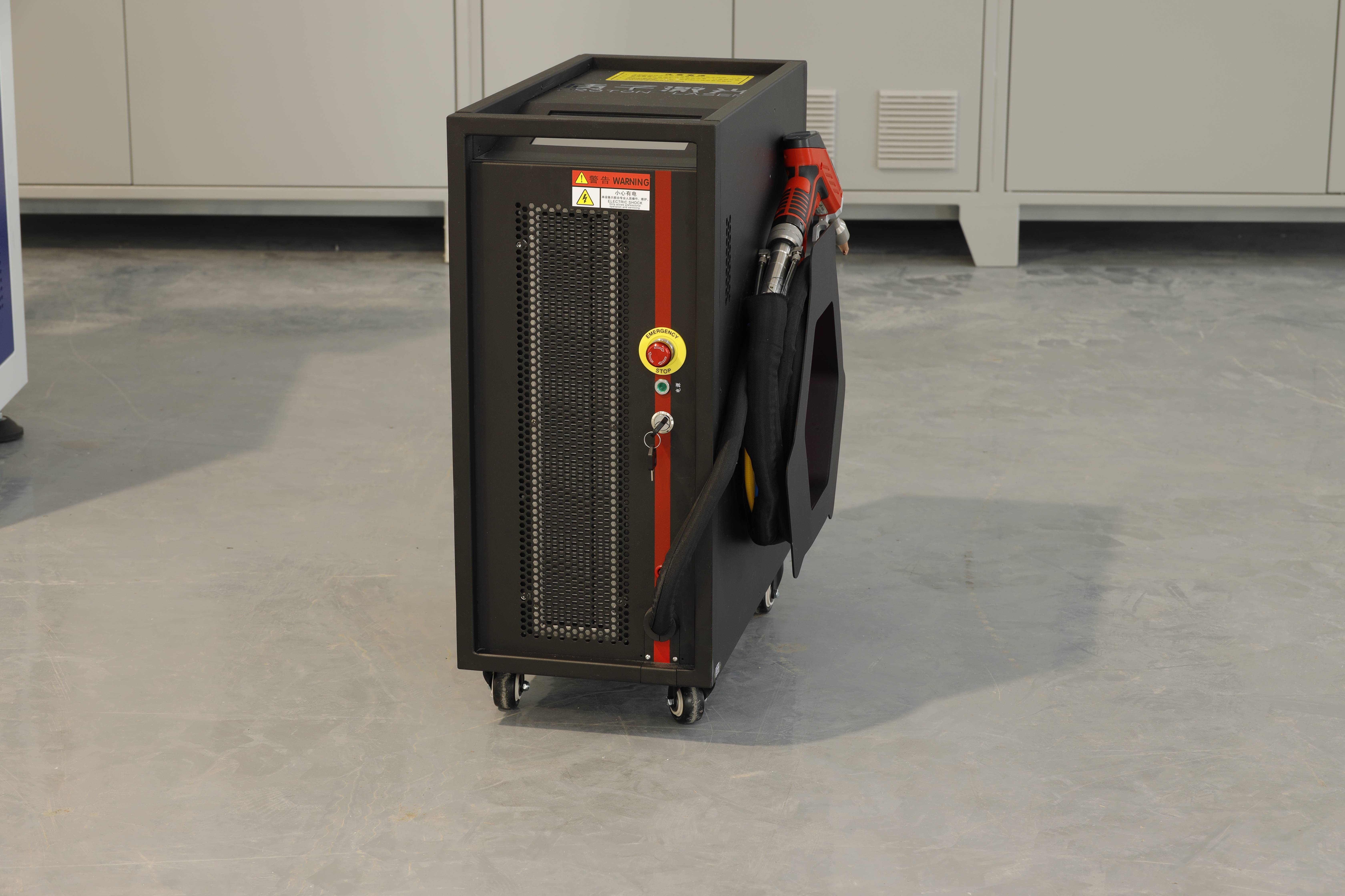 小型激光焊接机多少钱一台,一般激光焊接机根据什么报价