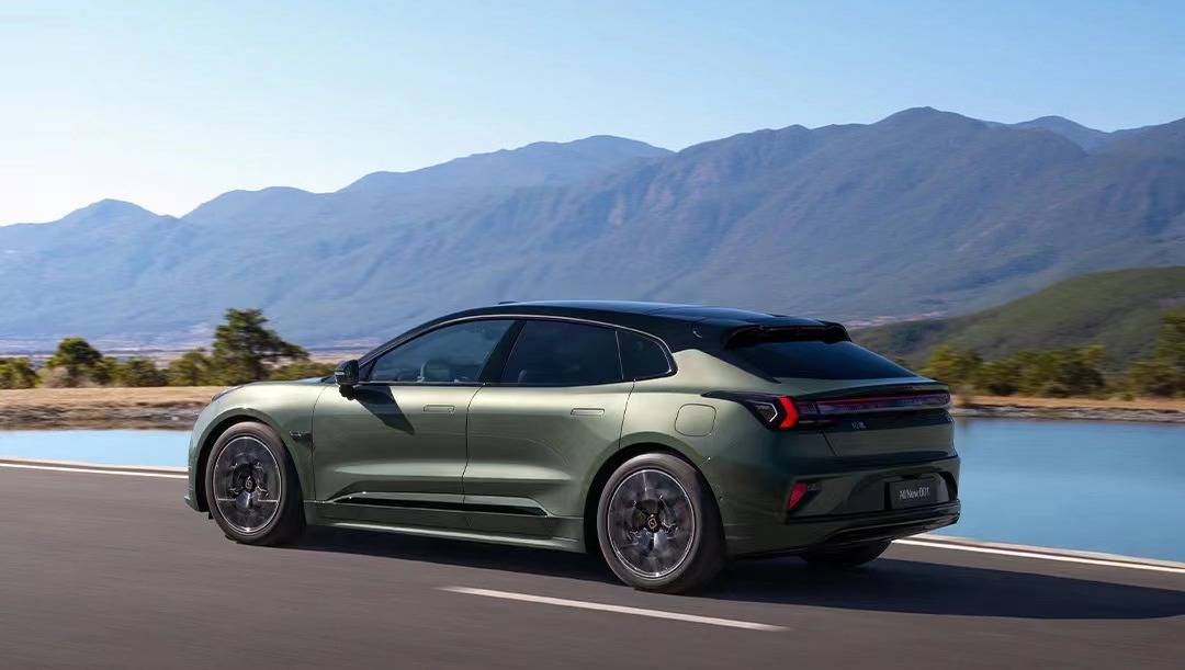 售价26.9万元起/中大型纯电动车 第20万辆极氪001正式交付_搜狐汽车_搜狐网