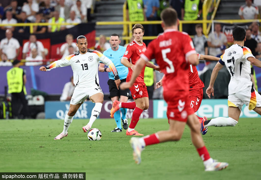 欧洲杯-东道主晋级8强！哈弗茨点射穆西亚拉破门德国2-0丹麦