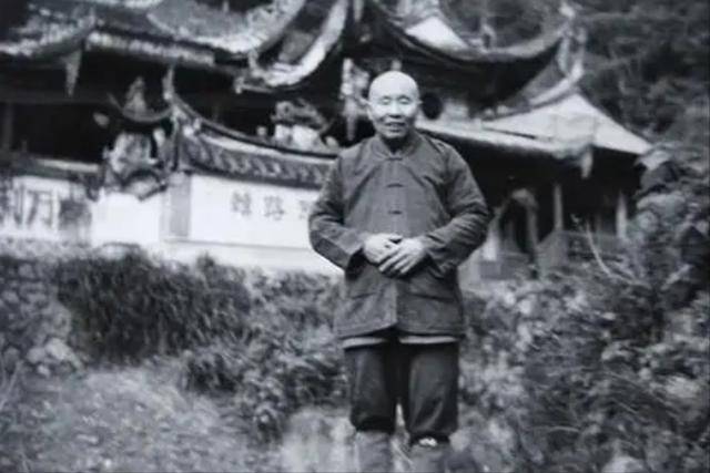 31年后因为1封信二人现身寺庙_杨道明_时候_杨金明