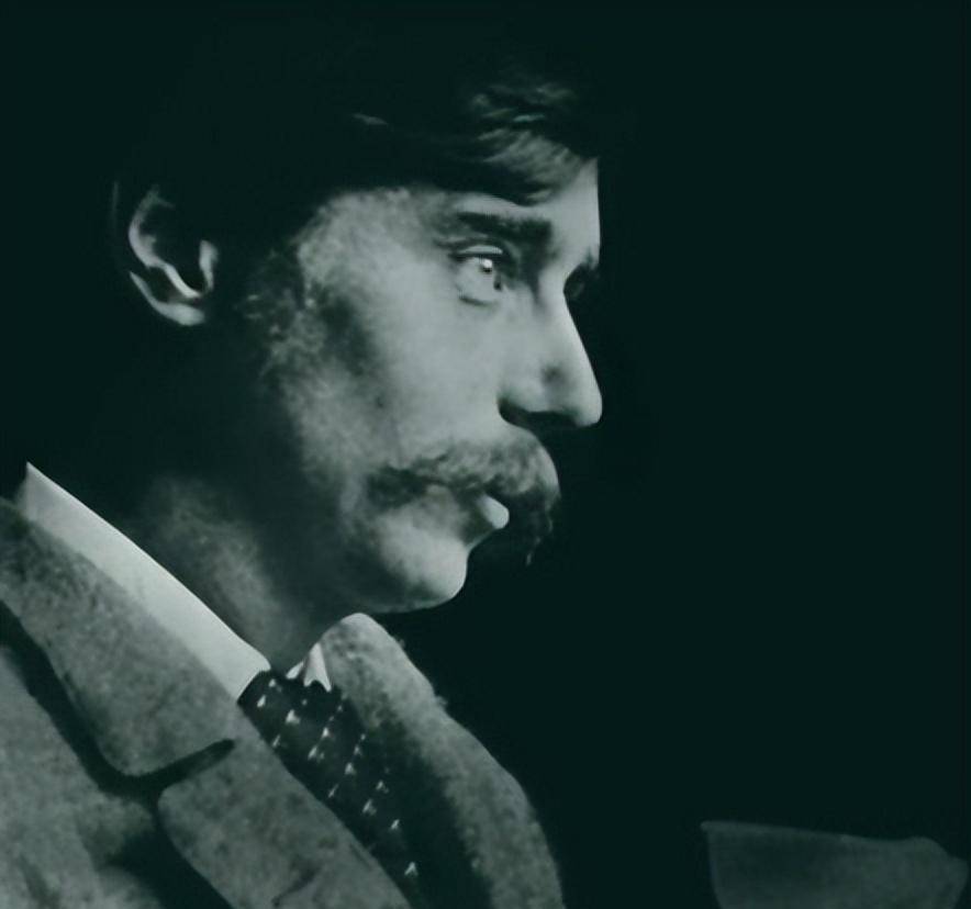 赫伯特·乔治·威尔斯:科幻文学的先驱与社会思想家