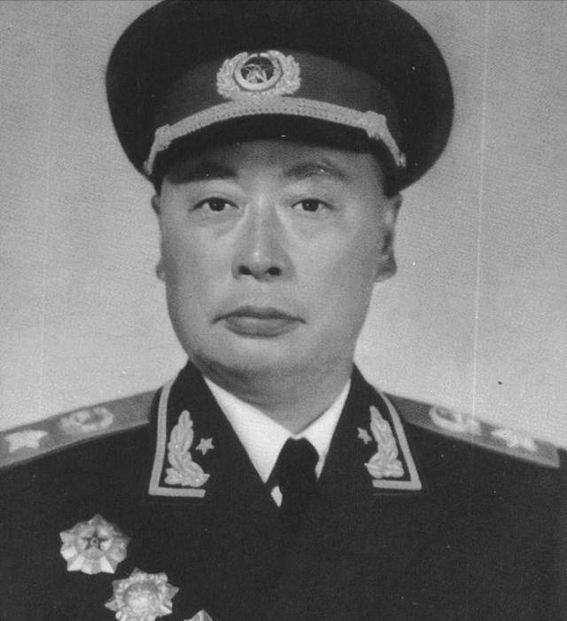 "刘伯承元帅坦然地说道:"那你算是救了我了,我可不想当着什么院长了.