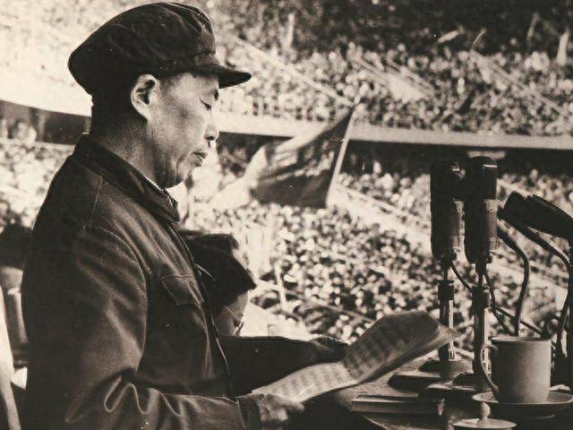 他曾任公安部部长,大肆迫害开国元勋,死后骨灰被移出八宝山