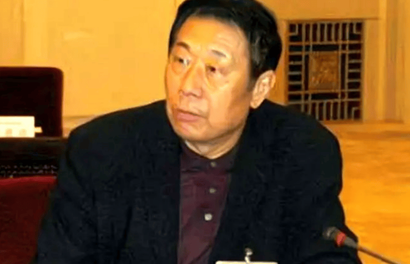 他坚决反对"两个凡是",43岁得到越级提拔,58岁出任辽宁省委书记