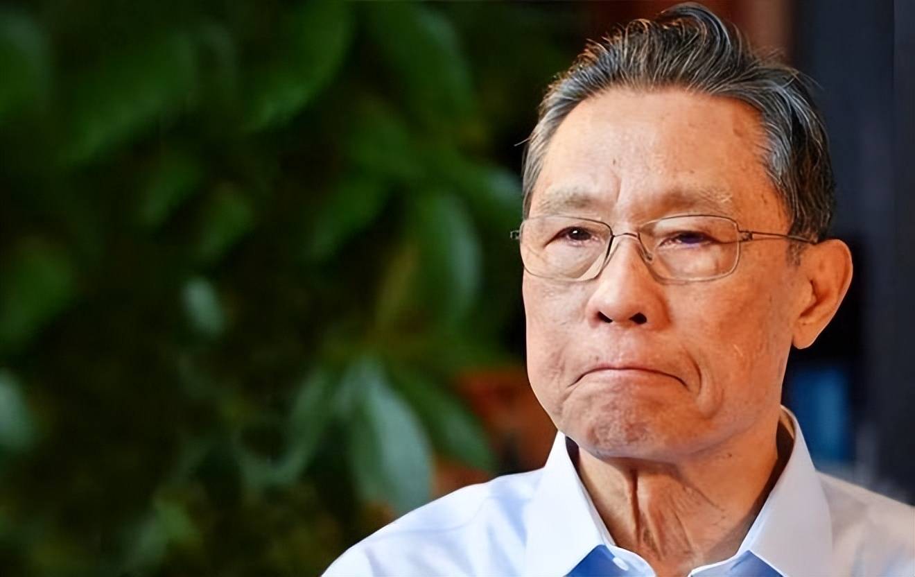 中央提前准备追悼会,钟南山临危受命救回叶帅_治疗_身体_疫情