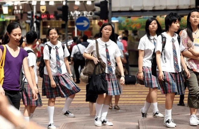 香港贵族学校校服图片图片