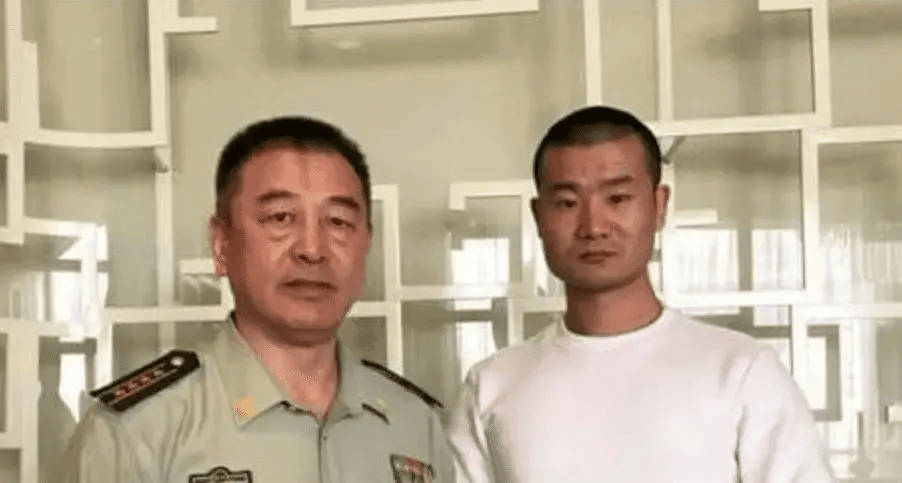 11年前,陕西小伙为了100万,到伊拉克当雇佣兵,如今怎么样了_白晓保