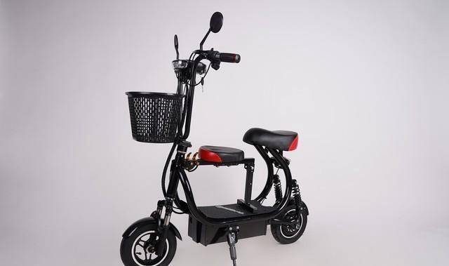 夜查电动车后续!新国标迅速跟进:限乘1人!以后接孩子咋办?