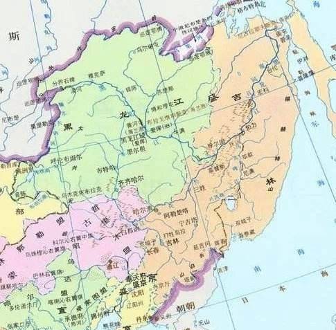 东三省在行省制度未建立之前实行的是军府制度,分别由黑龙江将军,吉林
