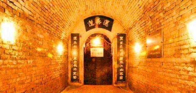 史上奇迹我国"地下长城",700年来无人发现,里面隐藏军事机密