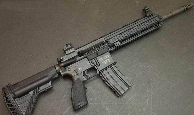 美国也要为钱发愁?在昂贵的scar面前,美特种部队被迫选择这把枪