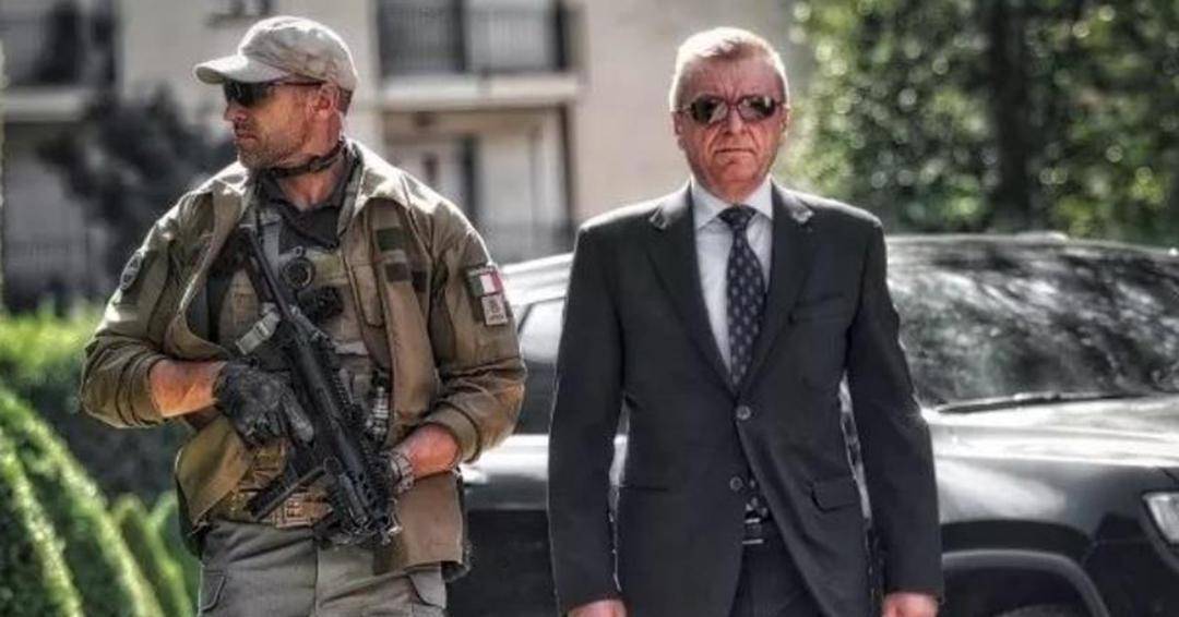 贝雷塔pmx冲锋枪,颜值颇高的意大利货,先进设计成为最大特色