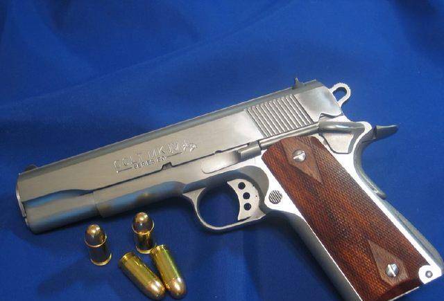 世界上服役时间最长的手枪,美国大兵的最爱_柯尔特_外形_设计