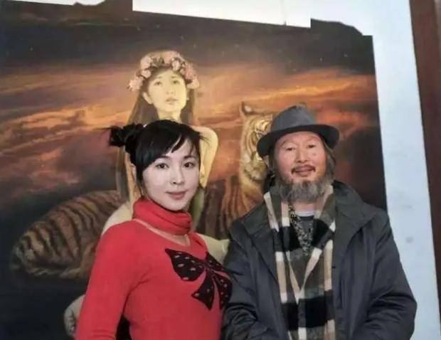 为女儿画"人体画",他成画坛笑柄,直言一亿都不卖此画_李壮平_李勤