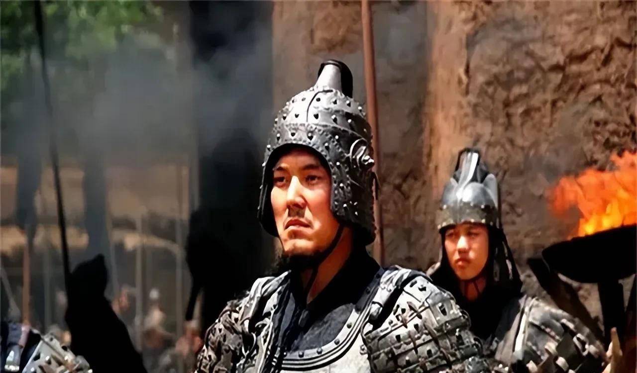 父亲被张飞杀害,母亲被曹操关羽争抢,长大后成为名将,他是谁?