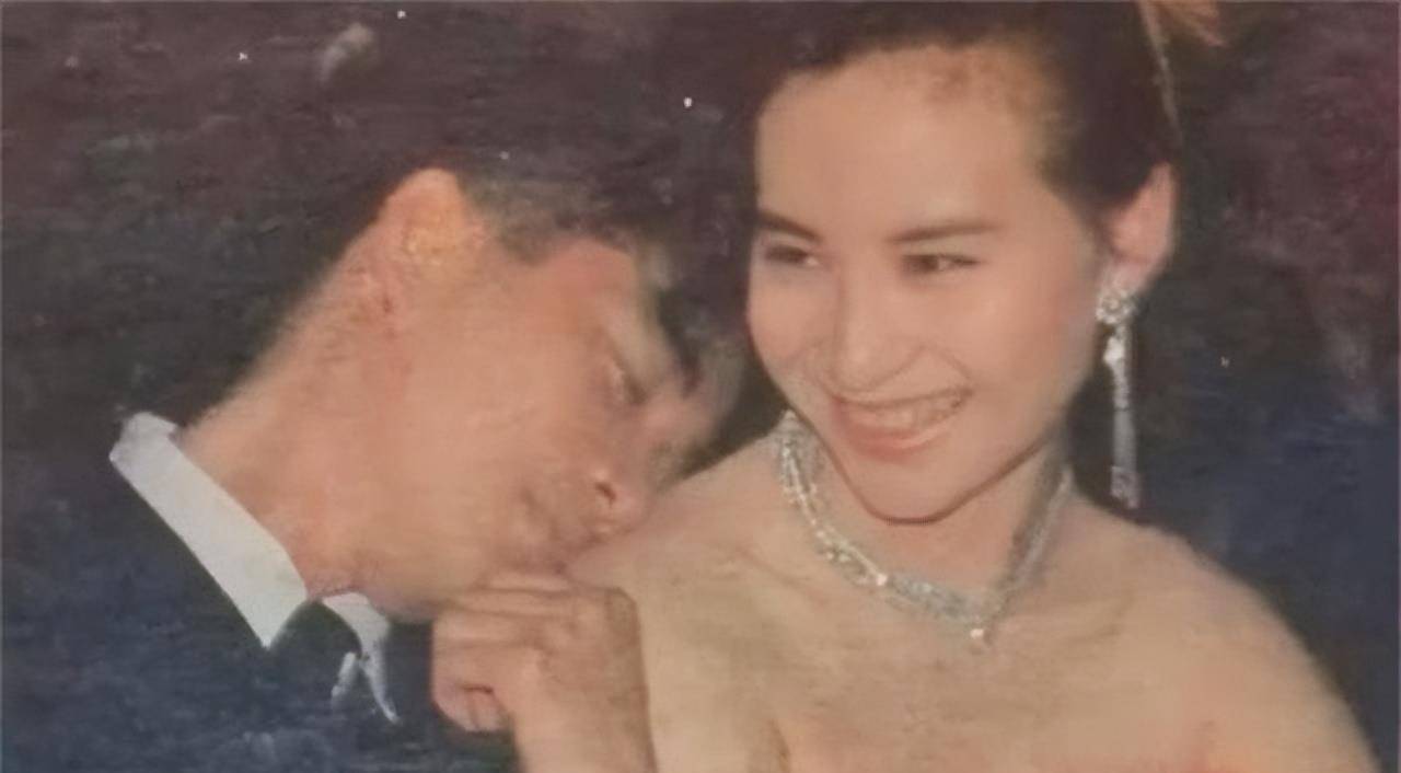 41年后,回看何超琼和陈百强相识的那12年,原来他们注定错过