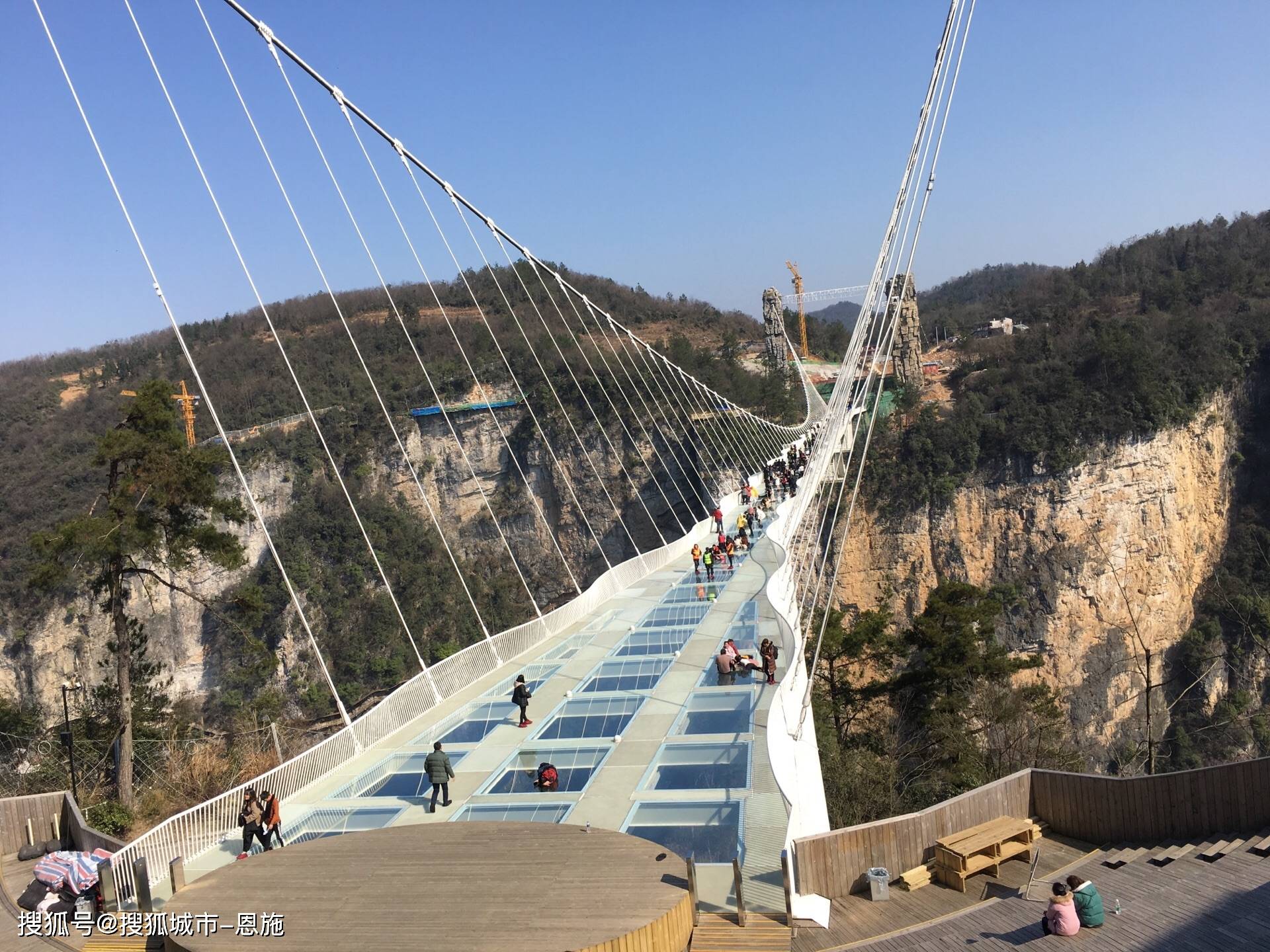 d2天门山>玻璃栈道>鬼谷栈道>鬼谷洞>天门洞1920_1440