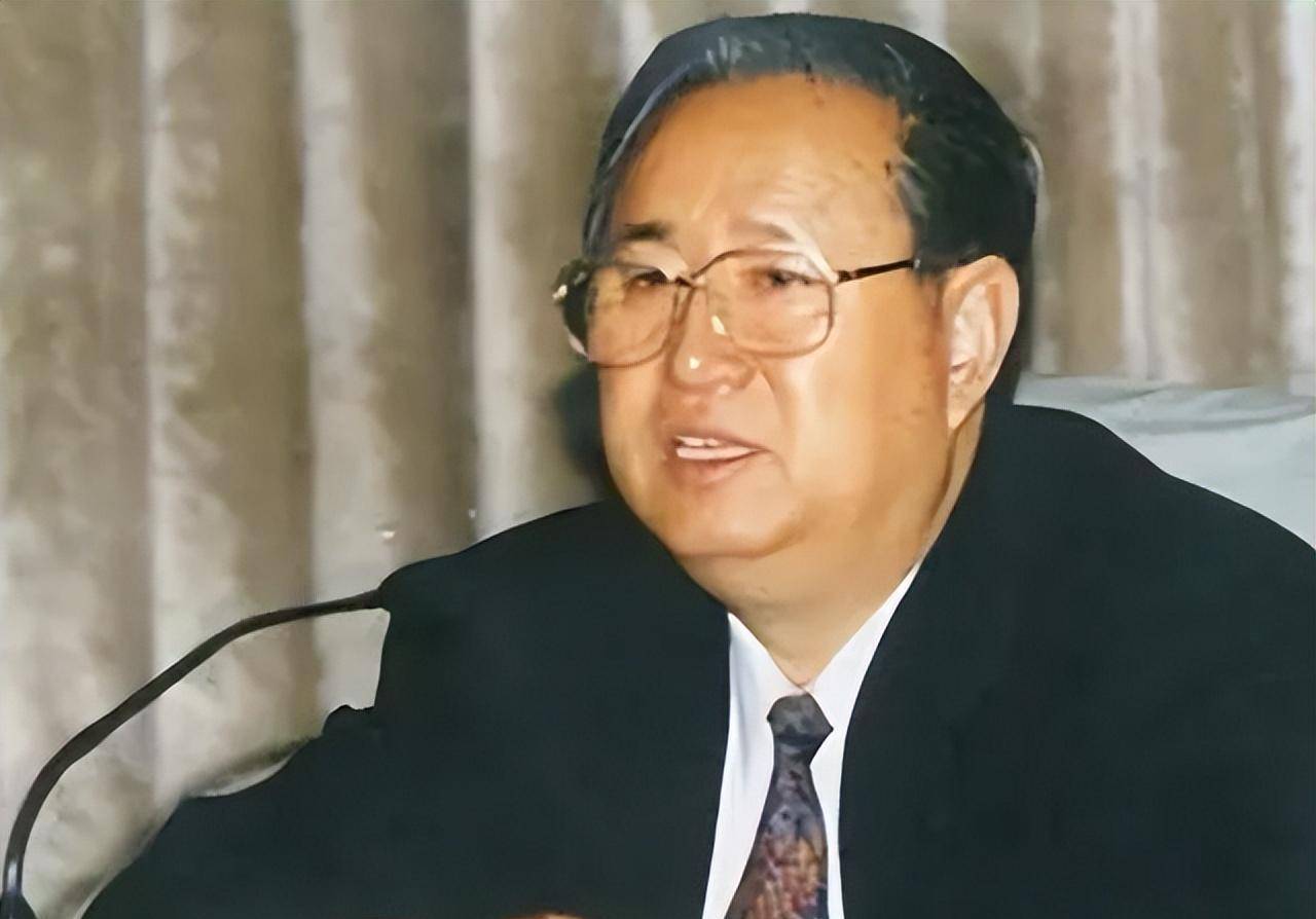 姜春云:曾任山东省长,主政山东多年,晚年捐献200万,享年92岁