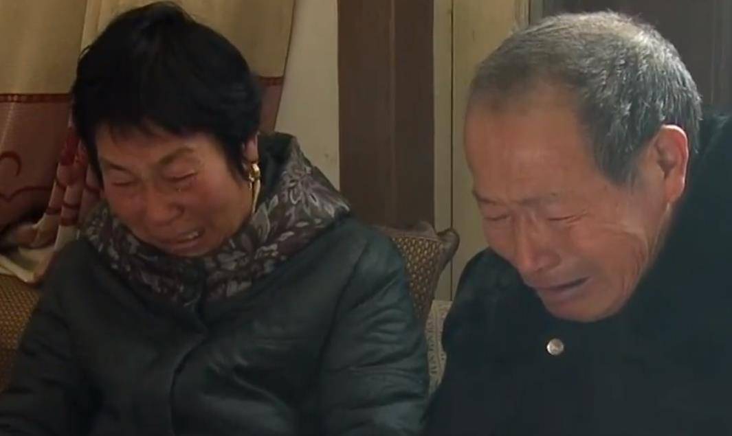 河南村妇因嫉妒杀害邻居4岁男孩,法庭上流泪求轻判_王明涵_李秀玲