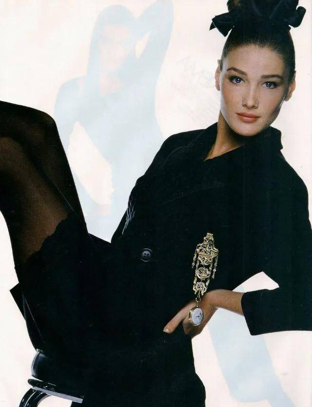 1967年, 布鲁尼出生于意大利都灵.