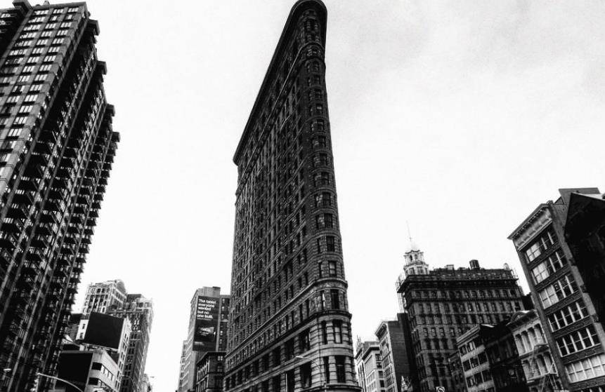 1896年,李鸿章出使美国看到摩天大楼后:我们还没有这么高的房子