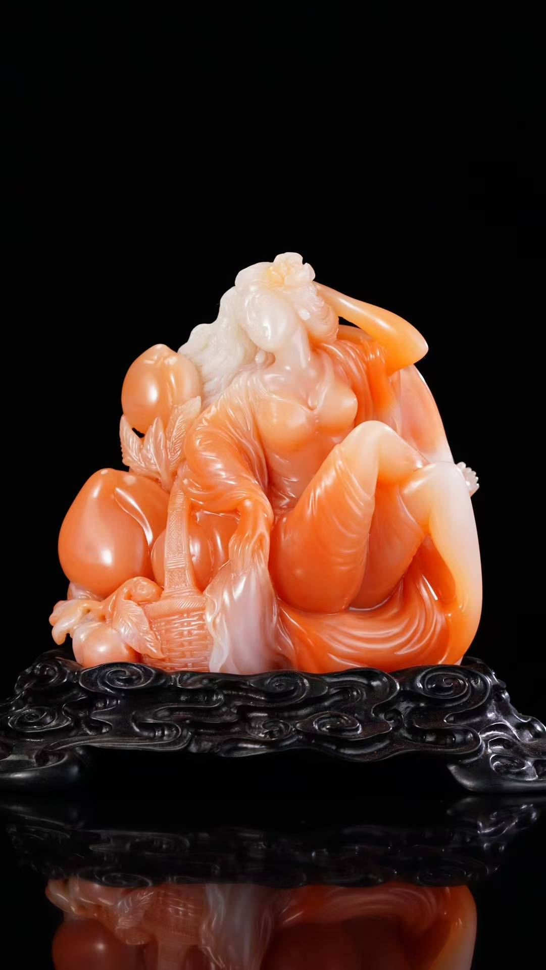 韦一:国大师张爱𨑳之玉女百咏石雕记