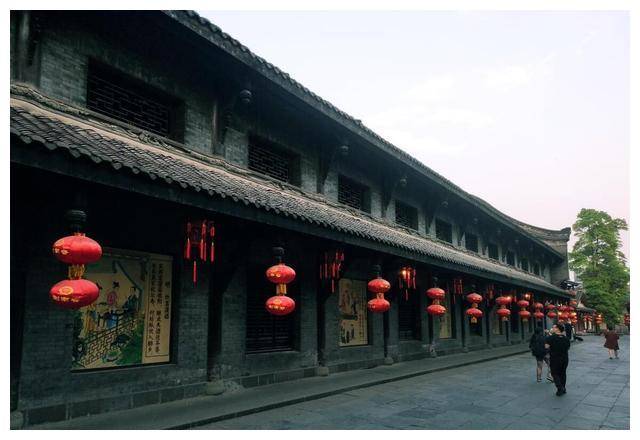 民国往事:汉旺教父谭尊五手上沾满绵竹人民鲜血,被镇压理所当然