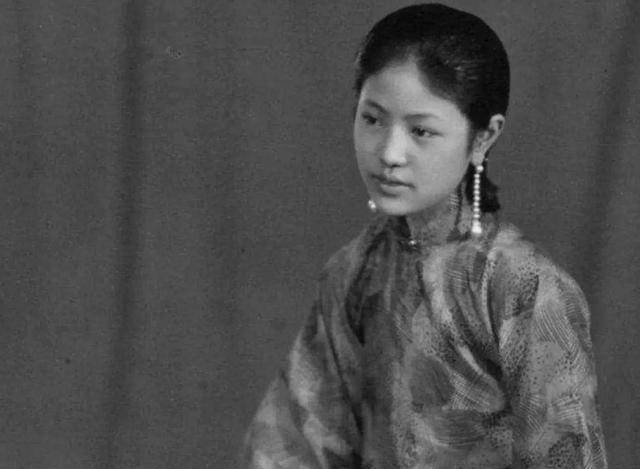 民国潘素:从青楼女子到知名女画家,看她怎么用一手烂牌打赢人生