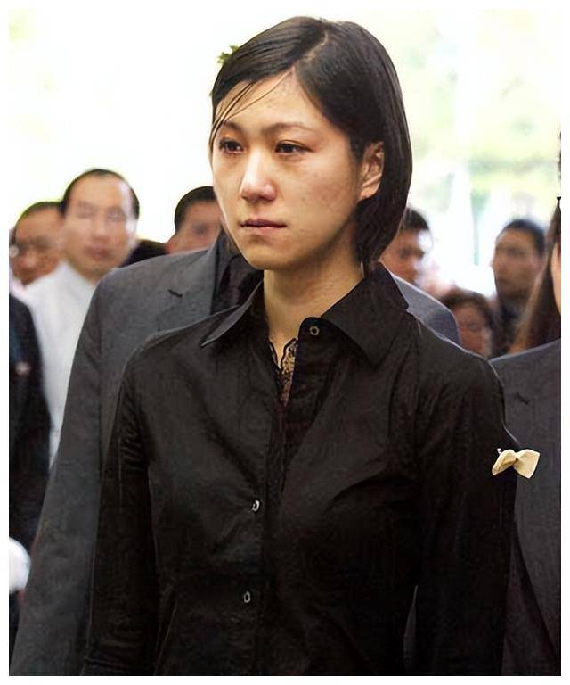 马英九访问大陆,万众瞩目!两个女儿被曝光:台湾男人的梦中情人
