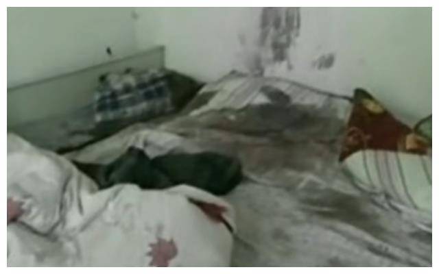 山西最狠妻子,提刀砍死出轨丈夫,还躺在丈夫尸体旁睡了一觉!