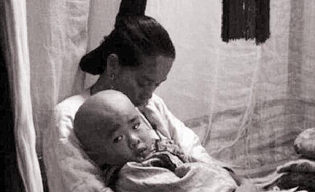 溥仪为何终身不育?看看小时候宫女太监们都对他做了什么!