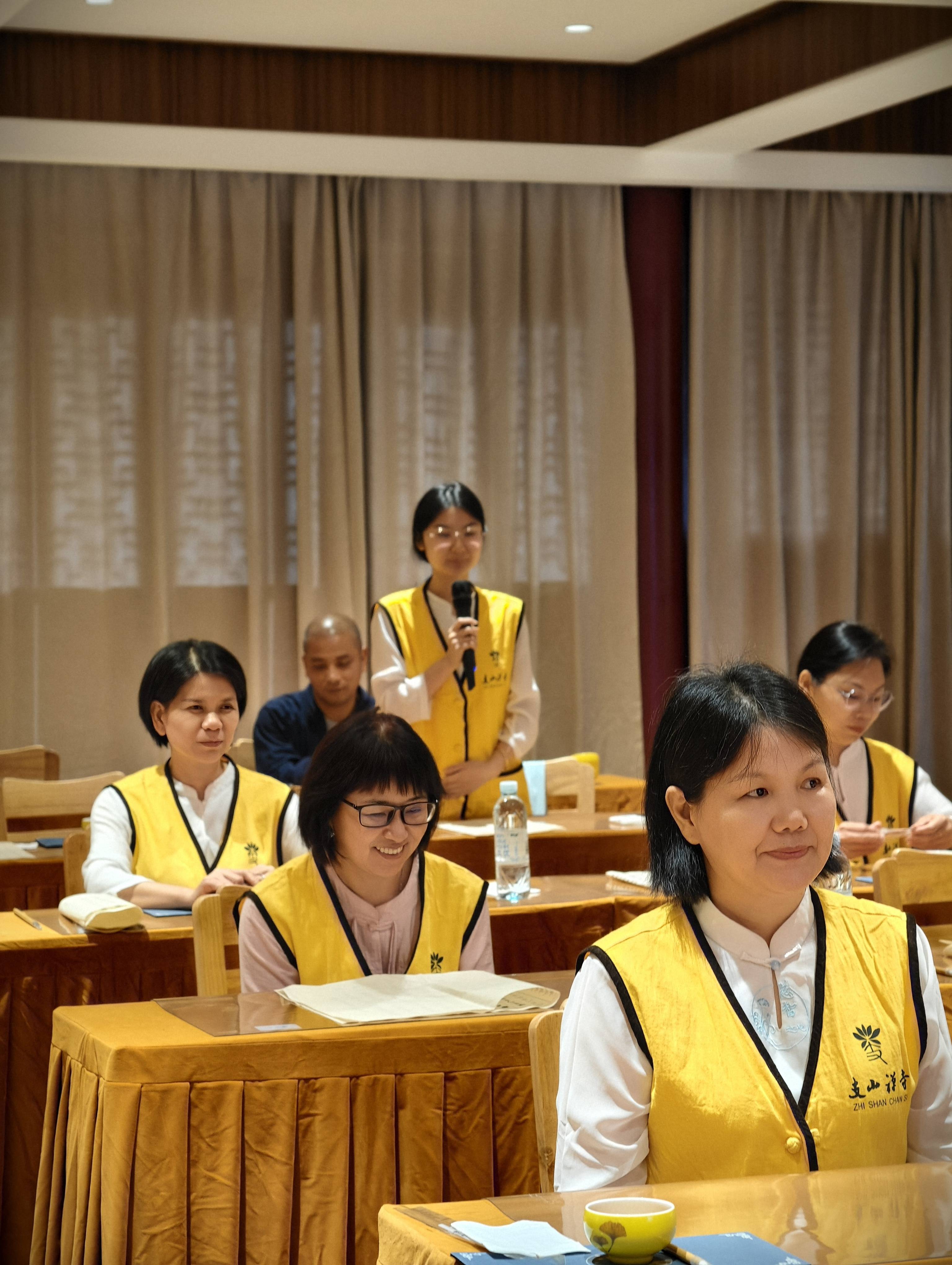 重庆佛学院居士班图片