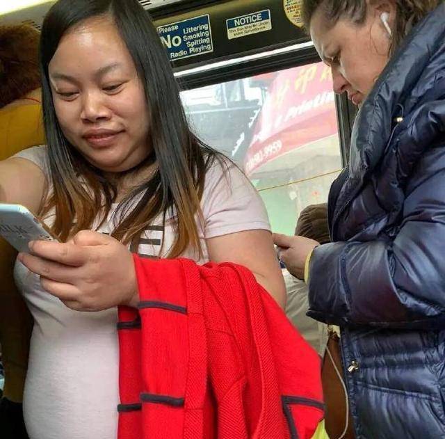 "宁可死在美国也不回去"的罗玉凤,如今在美国:到底混成了啥样!