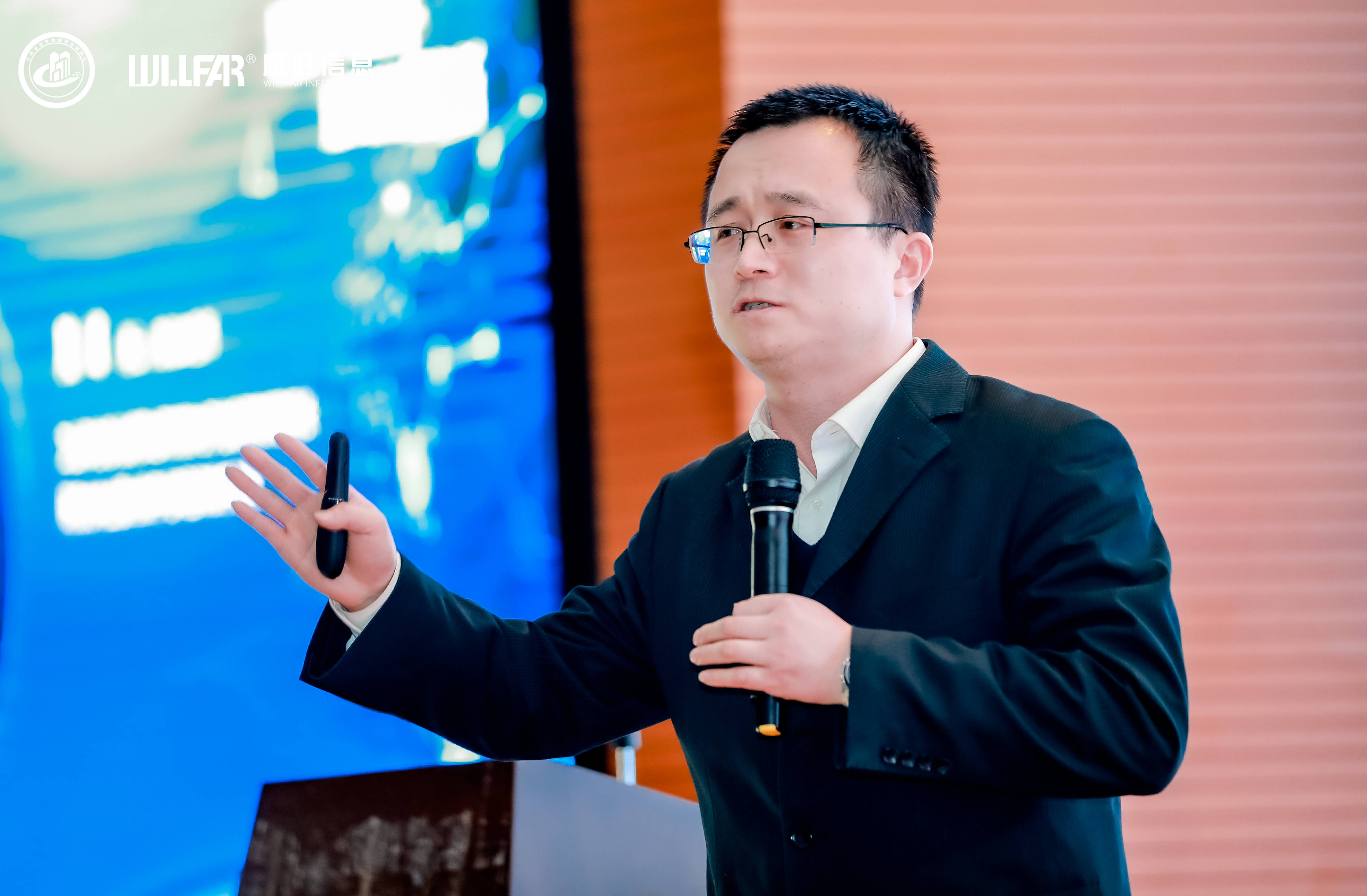 陆峰博士演讲照片锦集