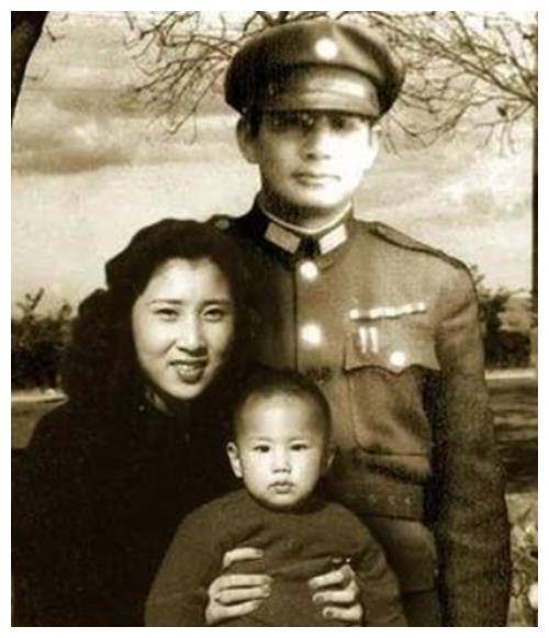 张灵甫19岁的妻子在他死后60年重返故地,留下了哪4个字?