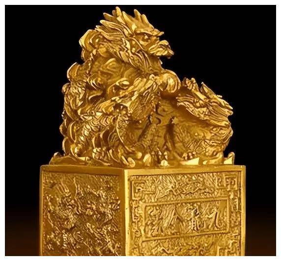 溥仪的回答引起一片哗然_帝王_众人_皇帝