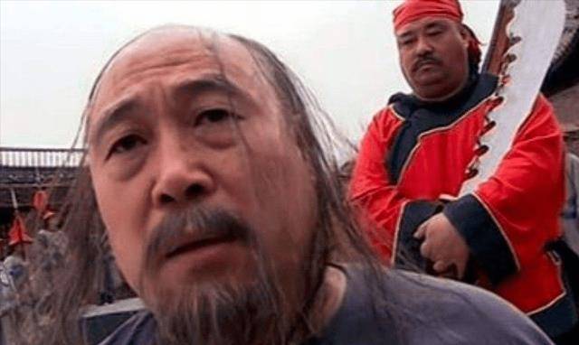 邓海山:中国最后一个刽子手,砍99颗人头还不收手,工资远超教授