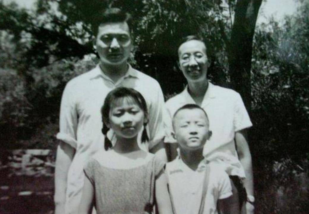 1986年,弥留之际的邓稼先问妻子许鹿希:30年后还有人记得我吗?