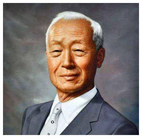 朴槿惠父亲朴正熙的人生标签:日本鬼子,独裁者,韩国经济带头人